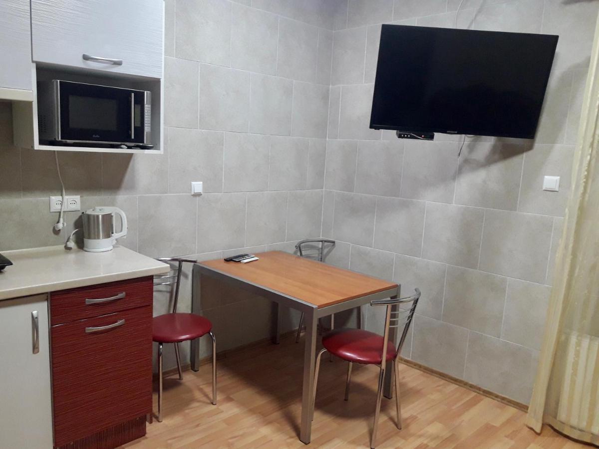 Smart Studio-Біля Вокзалу-Недалеко Від Центру-Городоцька 131 Lvov Exteriér fotografie